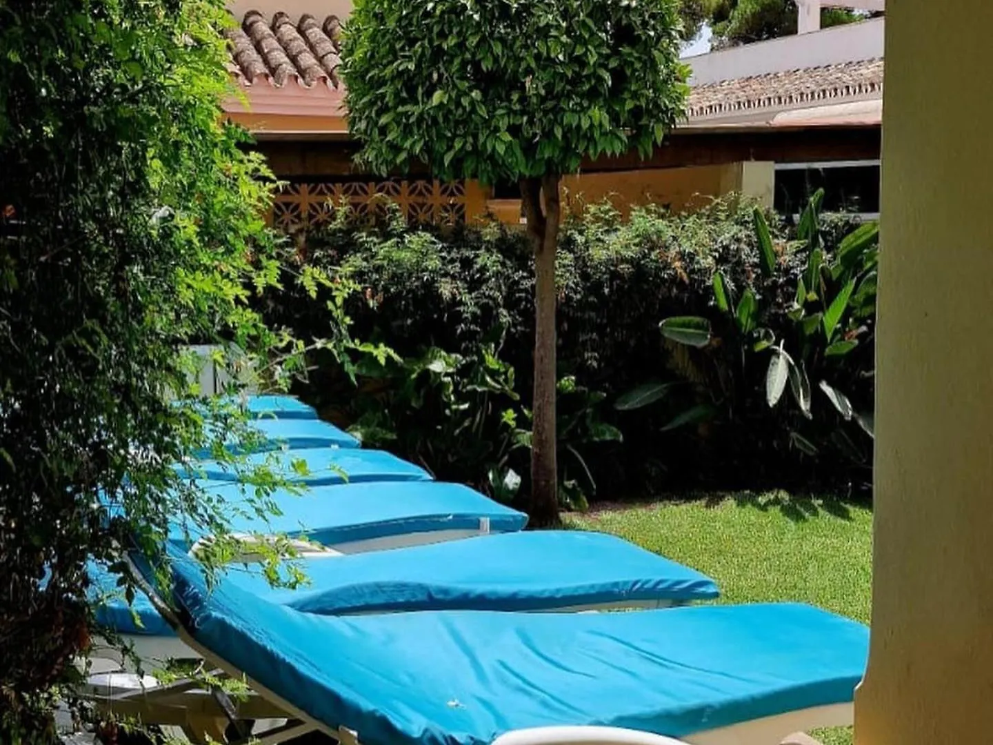 Family Friendly Villa Next To Puerto Banus Marbella